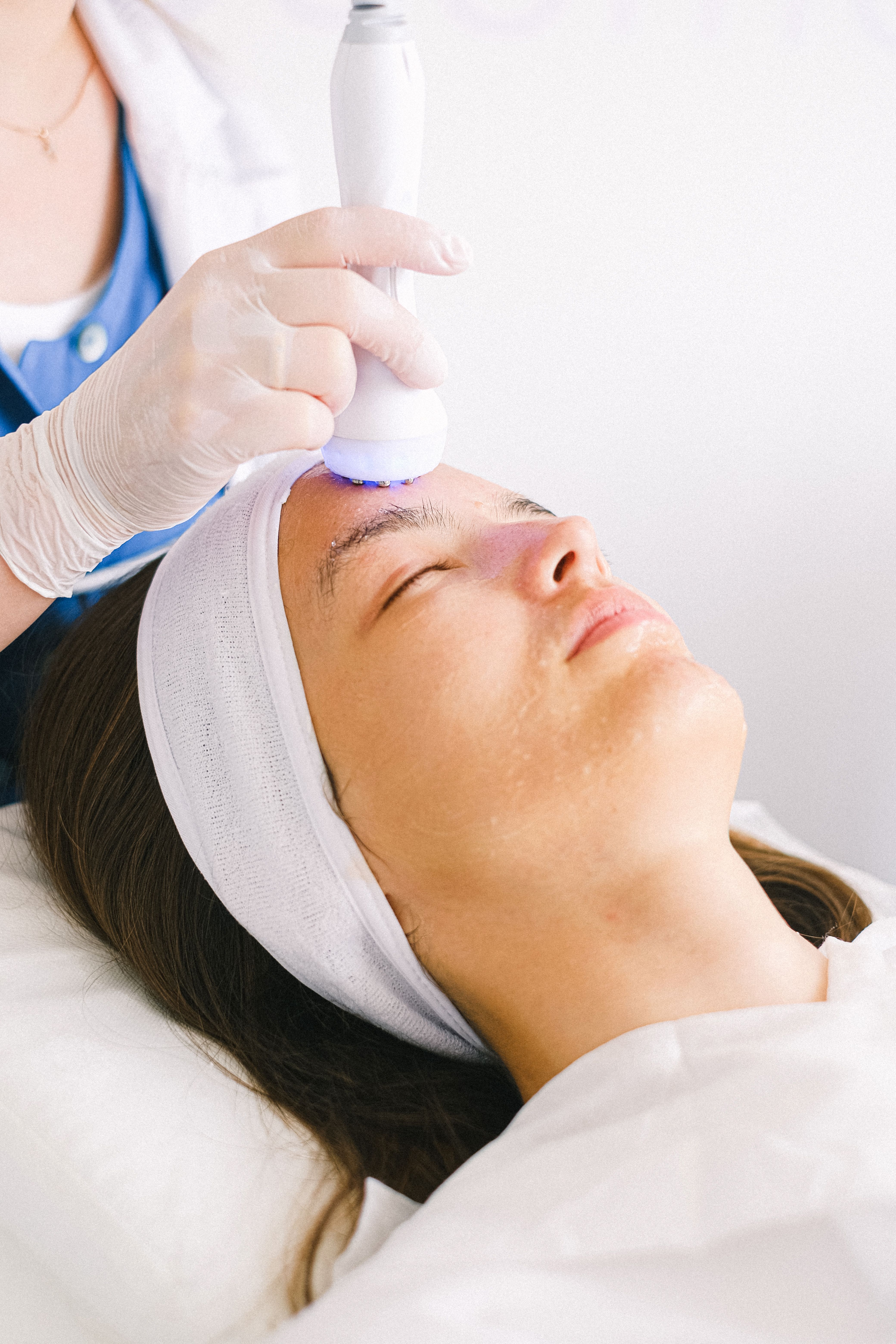 Skin rejuvenation treatment at Atomic Clinic Varuna